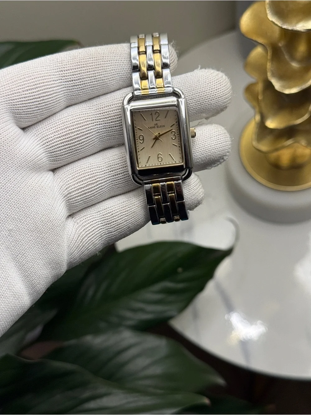 Anne Klein elegant anne